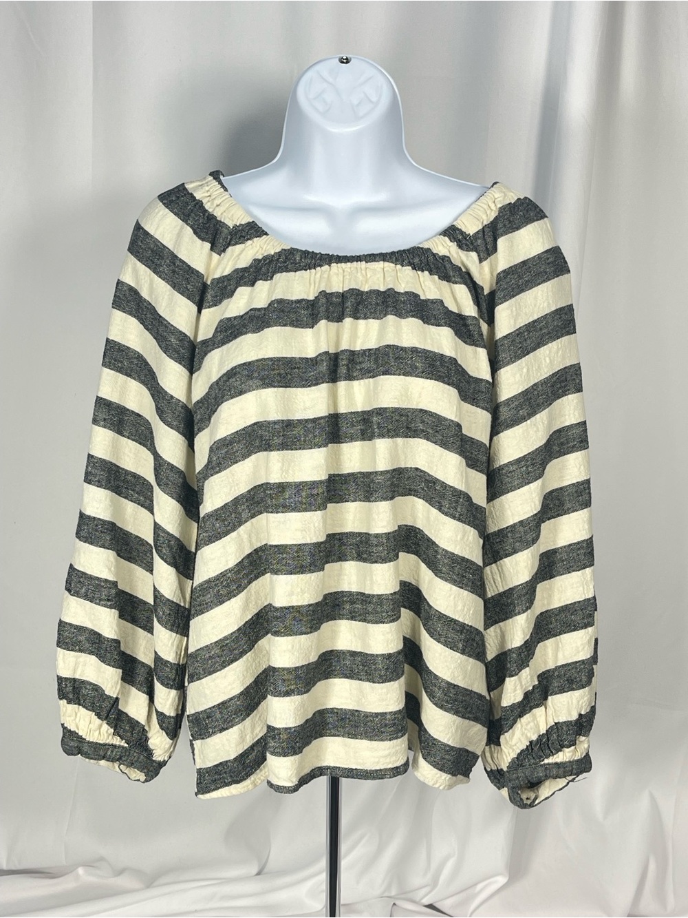 Who What Wear Cream & Charcoal Off or On Shoulder Peasant Blouse w/tie detail